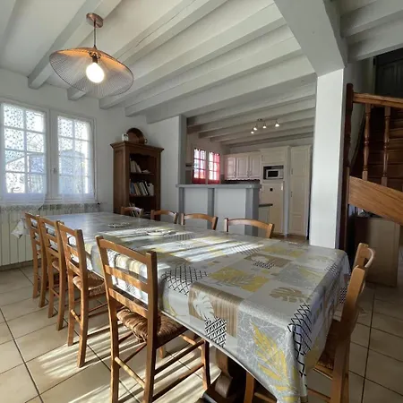 Holiday home Etxartia *