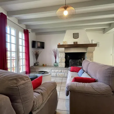 Holiday home Etxartia Ainhice-Mongelos